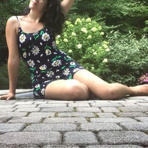 Floral daisy swimsuit